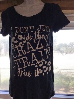 GAP navy blue tee